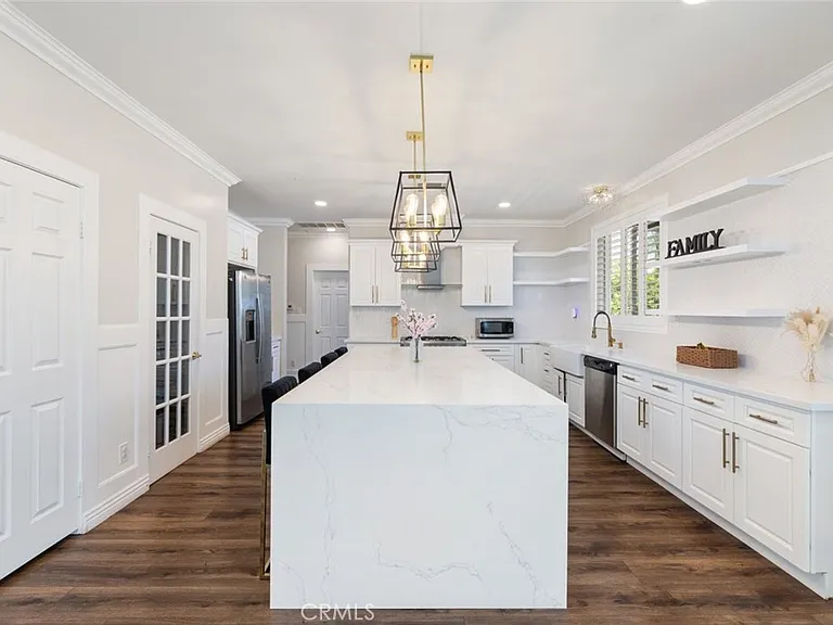 15736 Home Ct — Photo 11