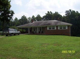 6833 Slatesville Rd, Keeling, VA 24566