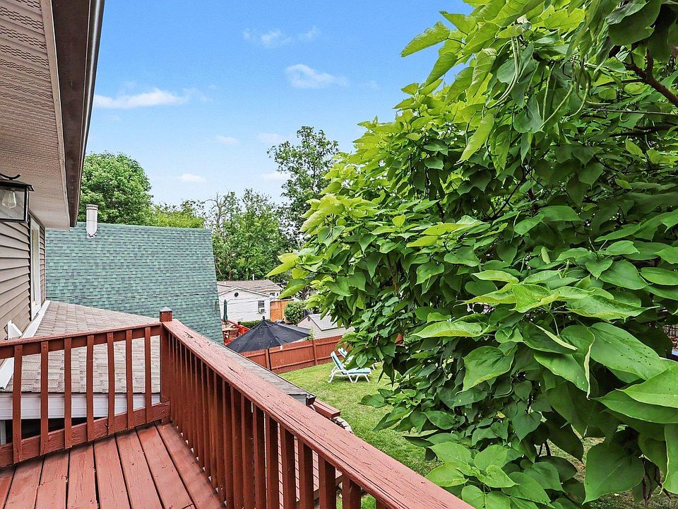 4176 Pleasant Dr, photo 11