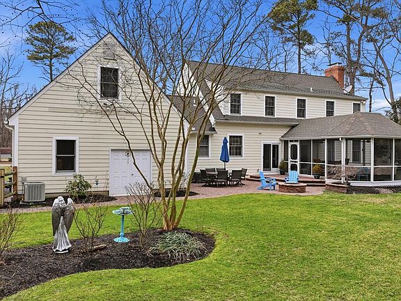 4th image of 322 Prospect Bay Dr W