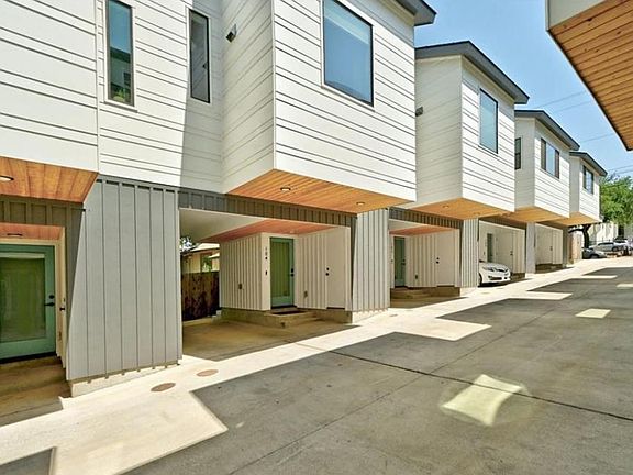 2nd image of 913 Duncan Ln #106