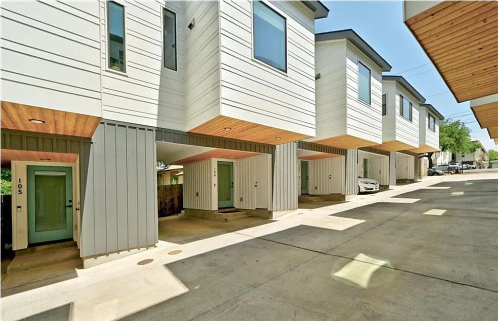 Building Photo - 913 Duncan Ln #106