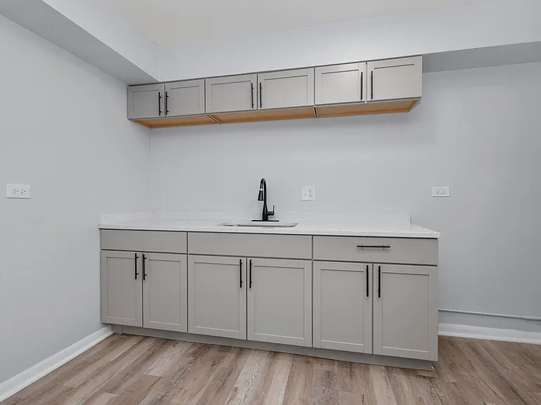 5338 S Kenneth Ave — Photo 7