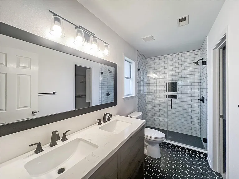 7521 Peabody Dr — Photo 16