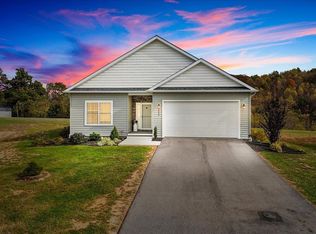 5590 New Pleasant Way, Salem, VA 24153