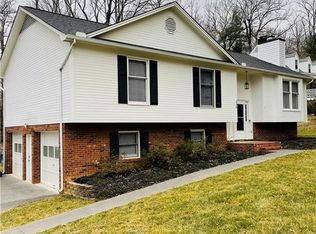 236 Jackson Rd, Mount Airy, NC 27030