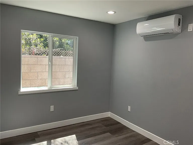 1011 N Jackson St — Photo 9