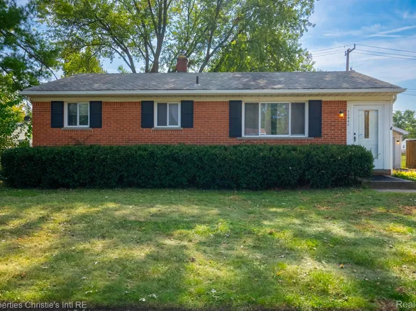 11942 Nineteen Mile Rd, Sterling Heights, MI 48313