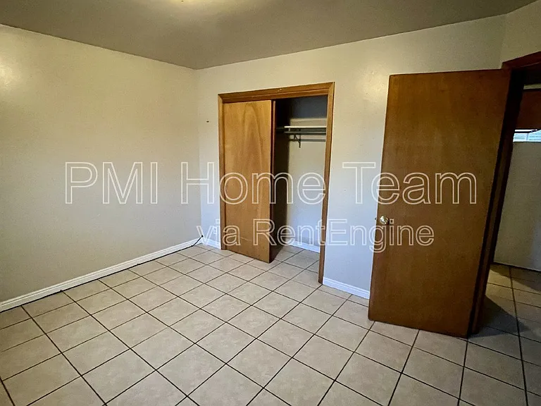 3476 Brinker Ave #4 — Photo 6