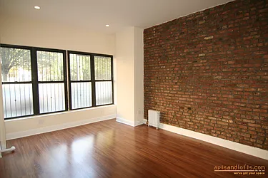 Rented by aptsandlofts.com