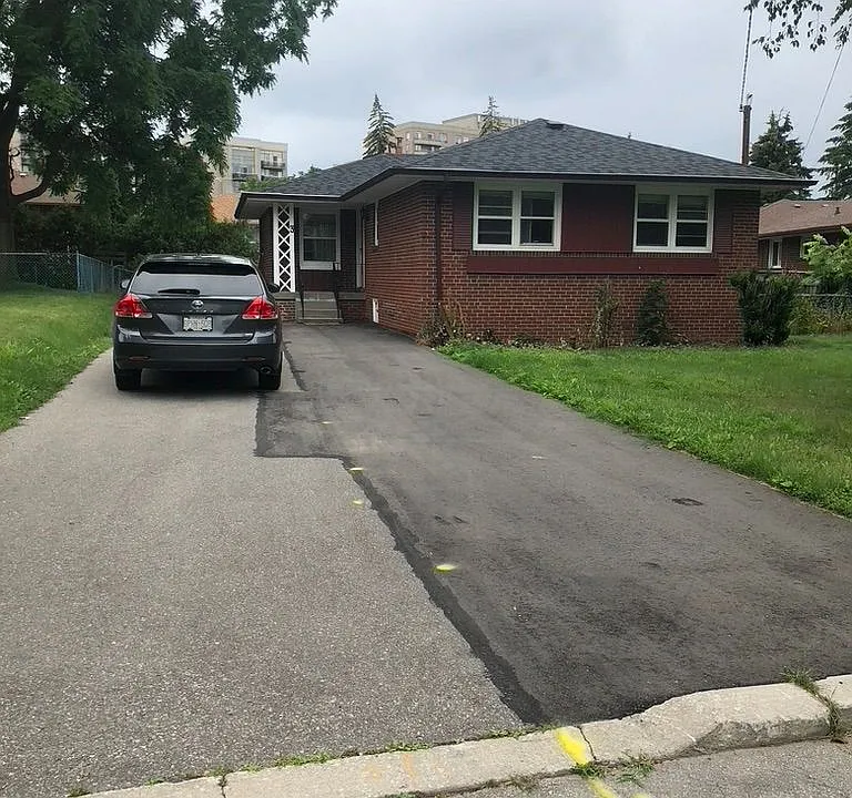 3 Tinder Cres #BSMT
