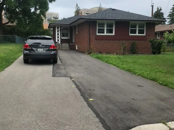 3 Tinder Cres #Basement, Toronto, ON M4A 1L2