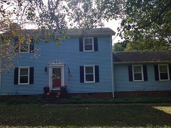 2nd image of 532 Oak Crest Ct