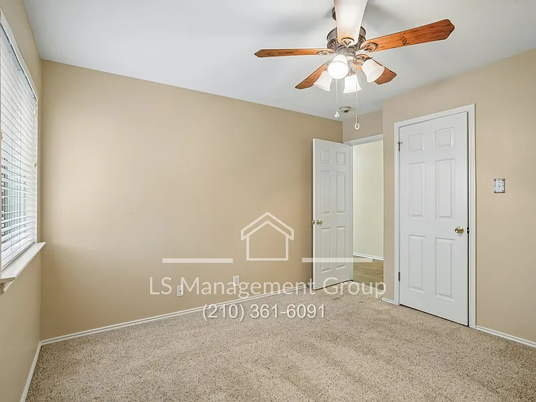 14343 Markham Gln — Photo 19