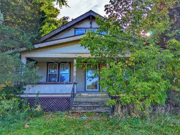 32803 Geneva ROAD, Burlington, WI 53105