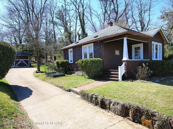 642 Locust Point Road, Rumson, NJ 07760
