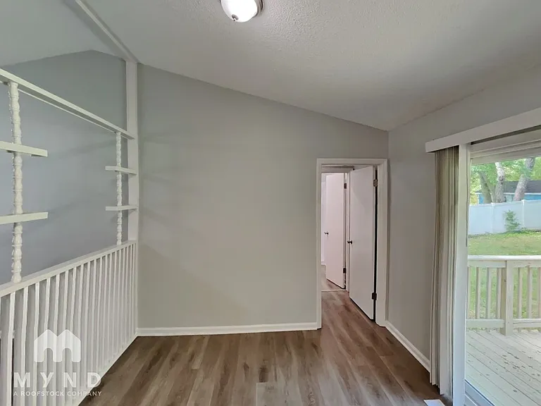 200 Buckskin Dr — Photo 7