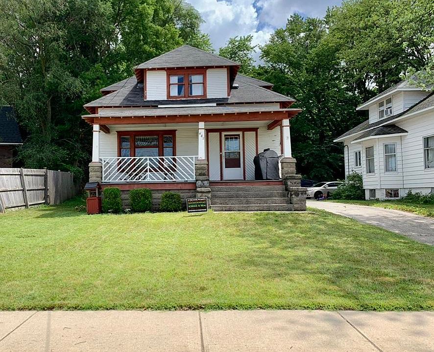 1st image of 487 Lincoln Ave