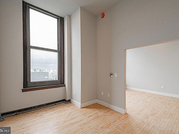 5th image of 1334 S 19th St Unit 309