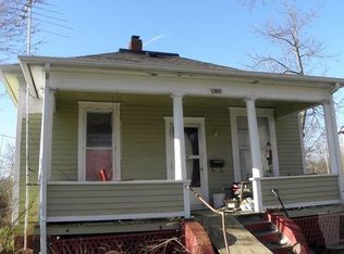 412 E Franklin St, Centerville, IA 52544