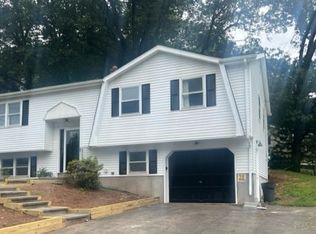 9 Bromley Ct, New Haven, CT 06514