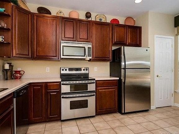 5th image of 4715 Page Mill Ln