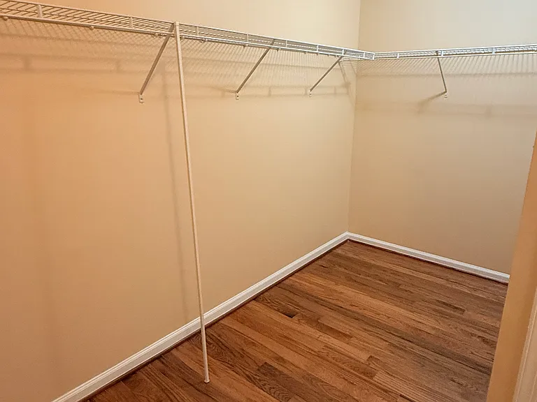 10404 Damascus Park Ln — Photo 35