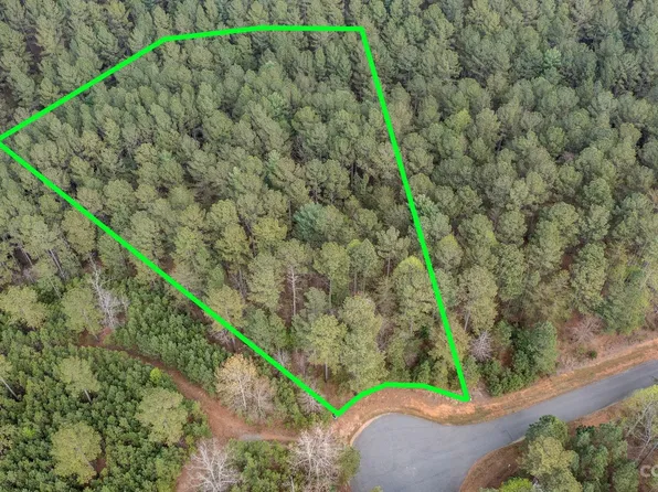 1182 Palomino Beach Ln #135, Connelly Springs, NC 28612