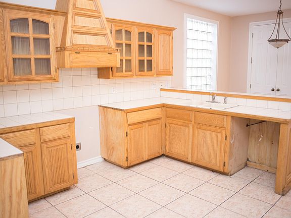 3rd image of 3118 San Jacinto Dr #4