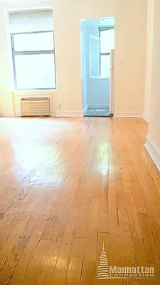 Rented by Manhattan Connection | media 8