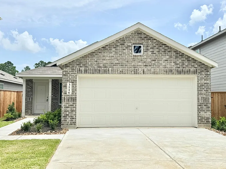 3116 Twisted Myrtle Dr — Photo 1