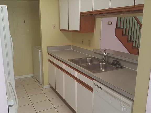 2nd image of 700 Holston River Ct APT A
