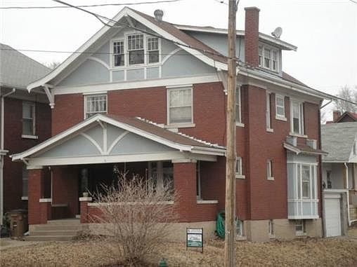 2nd image of 1001 Santa Fe St