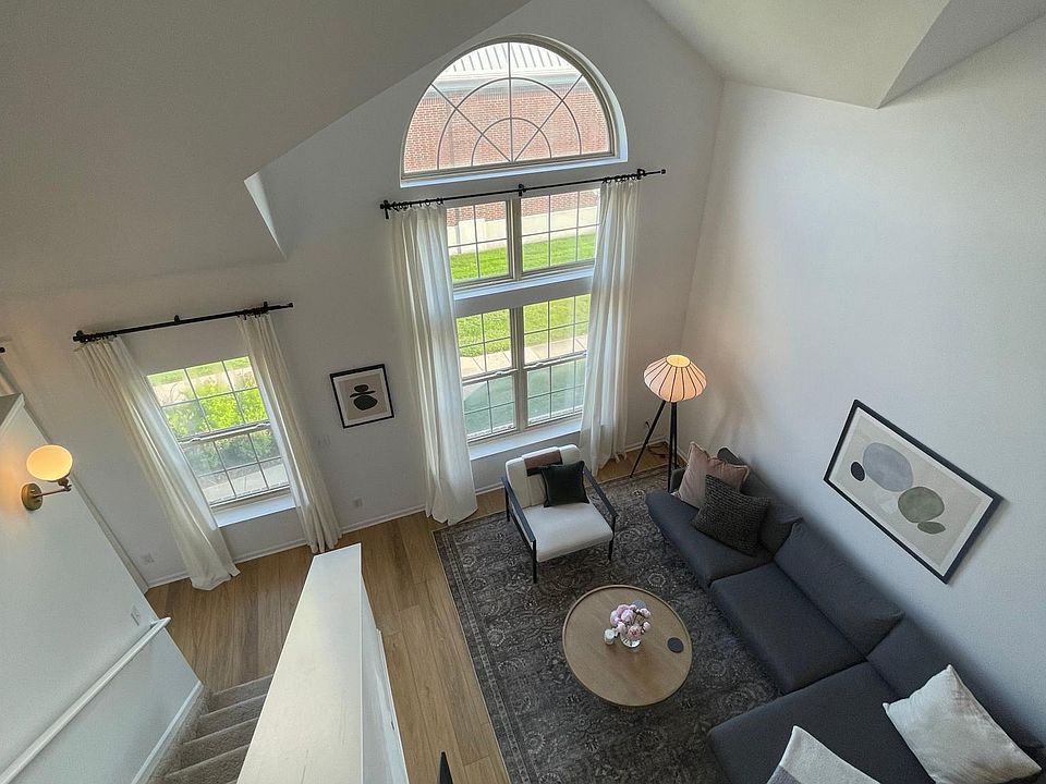 1st image of 3205 Newbury Pl