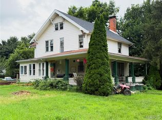 303 W Washington St, Griggsville, IL 62340