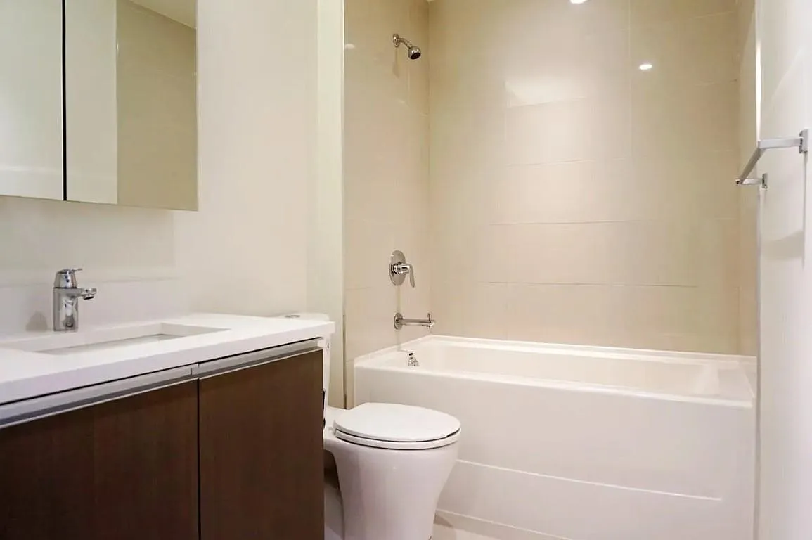 1 bed, 526 sqft, $2,100 — Photo 4