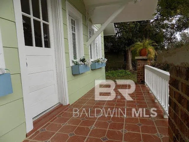 16219 Silverhill Ave — Photo 28
