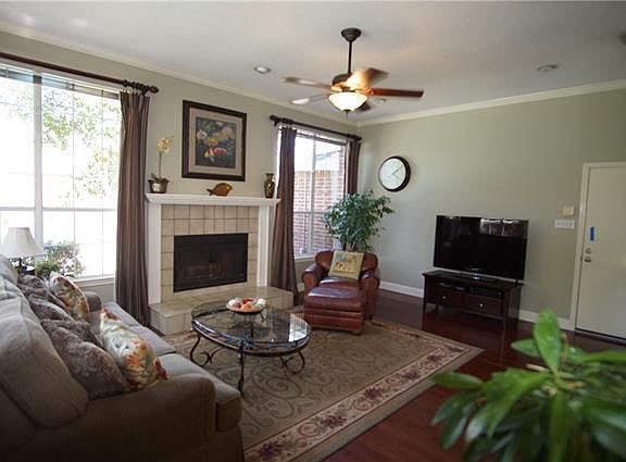 5th image of 1305 Kentshire Cir