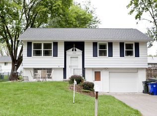 6540 Medford Ln NE, Cedar Rapids, IA 52402