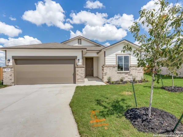 628 Candace Court, Seguin, TX 78155