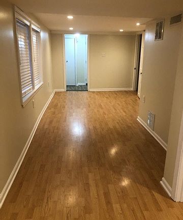 2nd image of 4114 S Artesian Ave #G