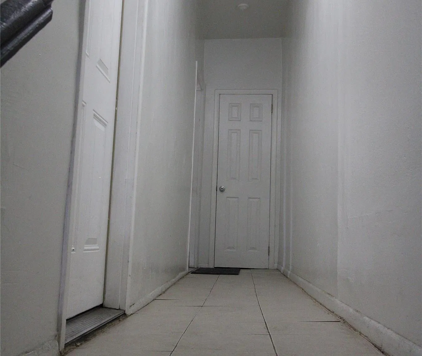 2 bed, 1.0 bath, 470 sqft, $2,400 — Photo 1