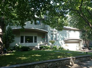 37 Audubon Dr, Newton, MA 02467