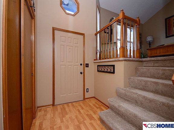 2nd image of 15233 Robin Dr