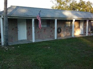 802 Saint Petersburg Dr W, Oldsmar, FL 34677