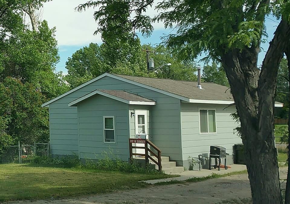 1st image of 317 W Sunset Dr