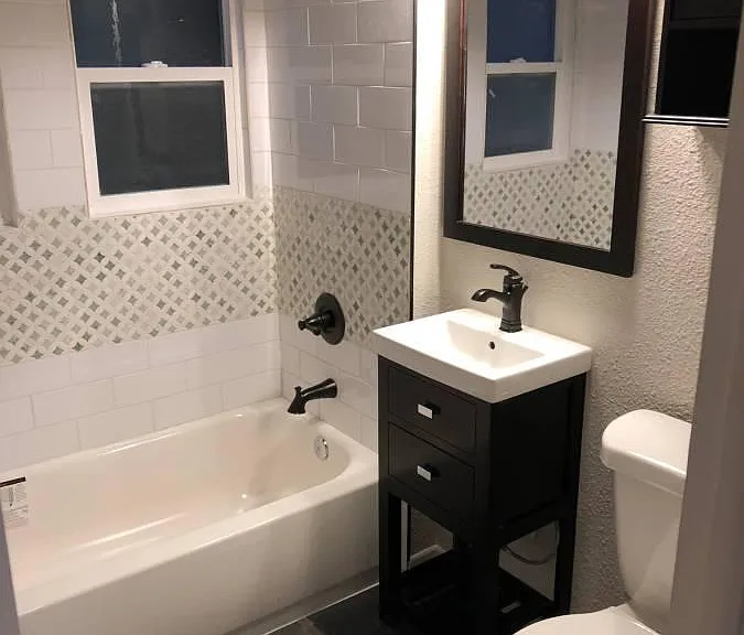 37 W Maple Ave — Photo 6