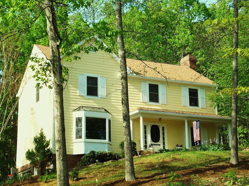  Spingtime in Albemarle County