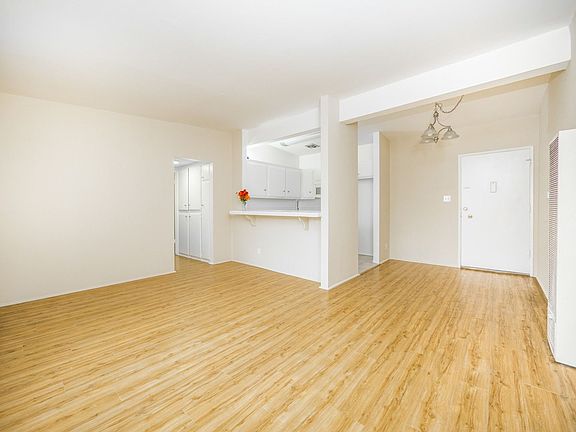 3rd image of 3638 Midvale Ave #5618