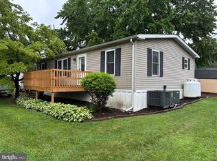 1 Tulip Dr, Honey Brook, PA 19344